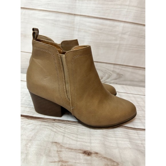 SM New York Light Brown Ankle Boots, Size 8.5 - Picture 4 of 4